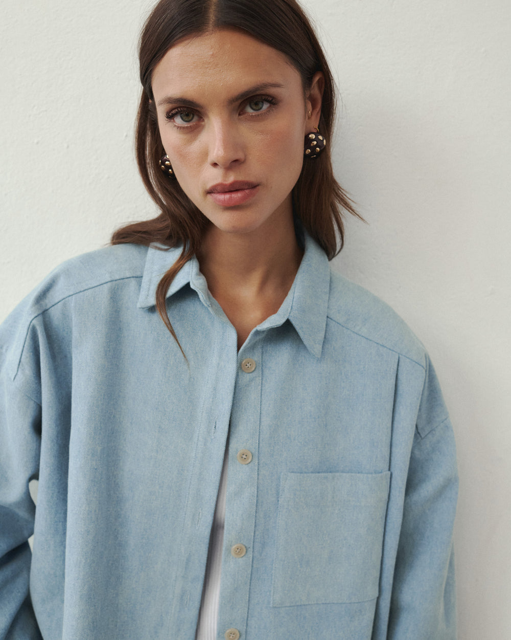 HOLLY ÜBERGRÖSSE JEANS-HEMD HELLBLAU