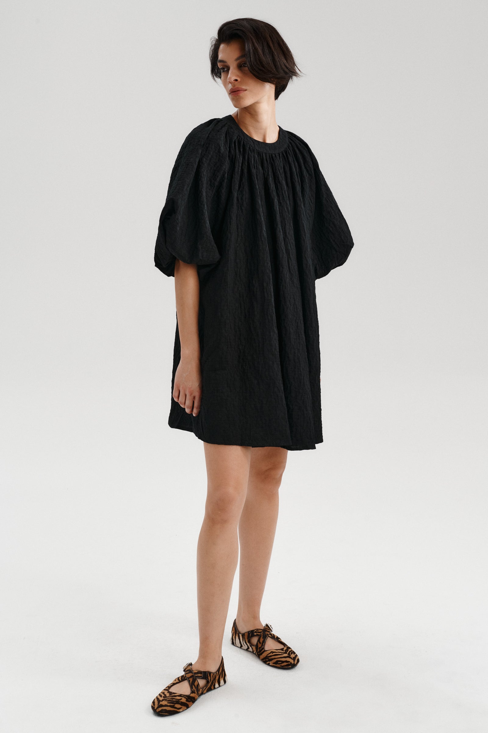ROBE MINI LOLA NOIRE
