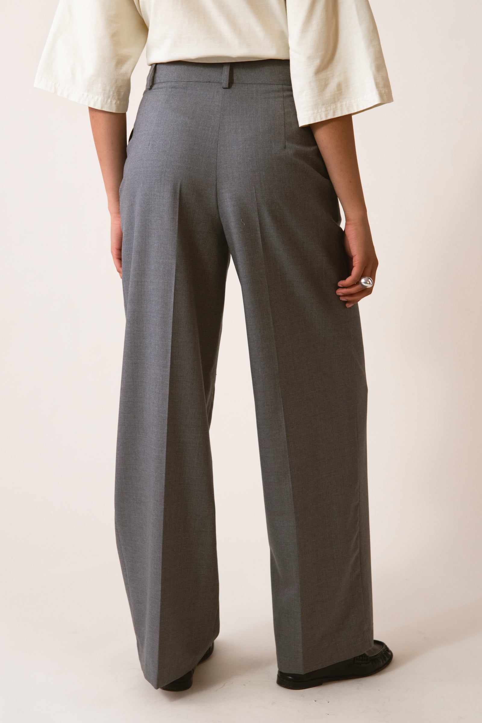 BETTER PANTS GREY