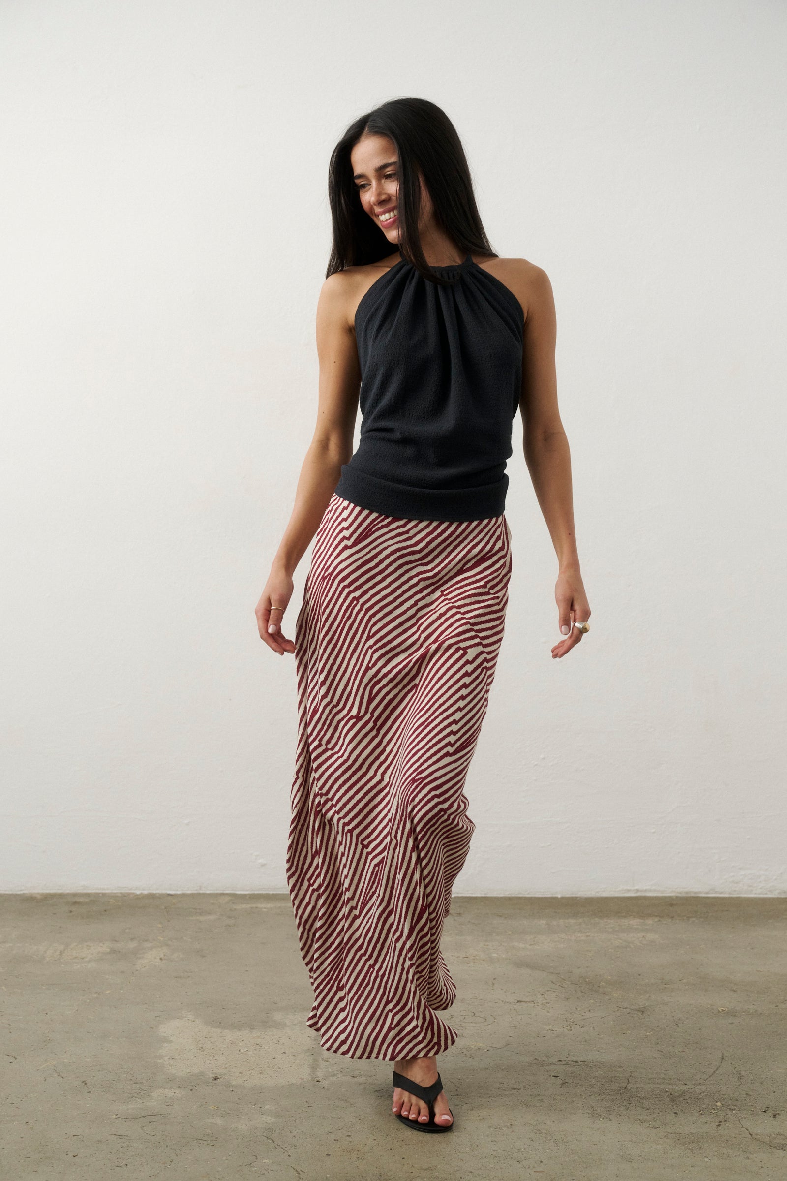 MARIE MAXI ROCK SCHWARZ