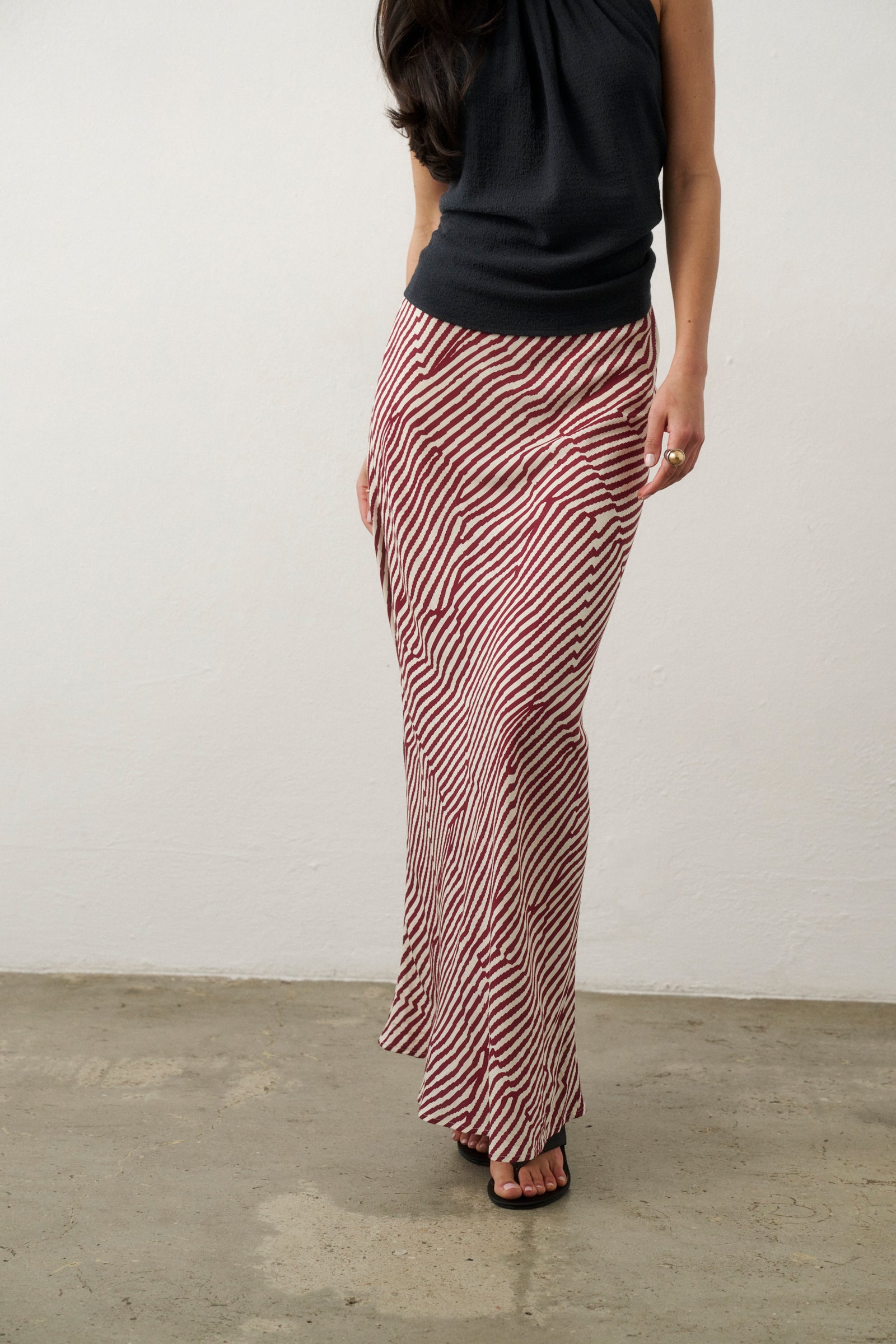 MARIE MAXI ROCK SCHWARZ