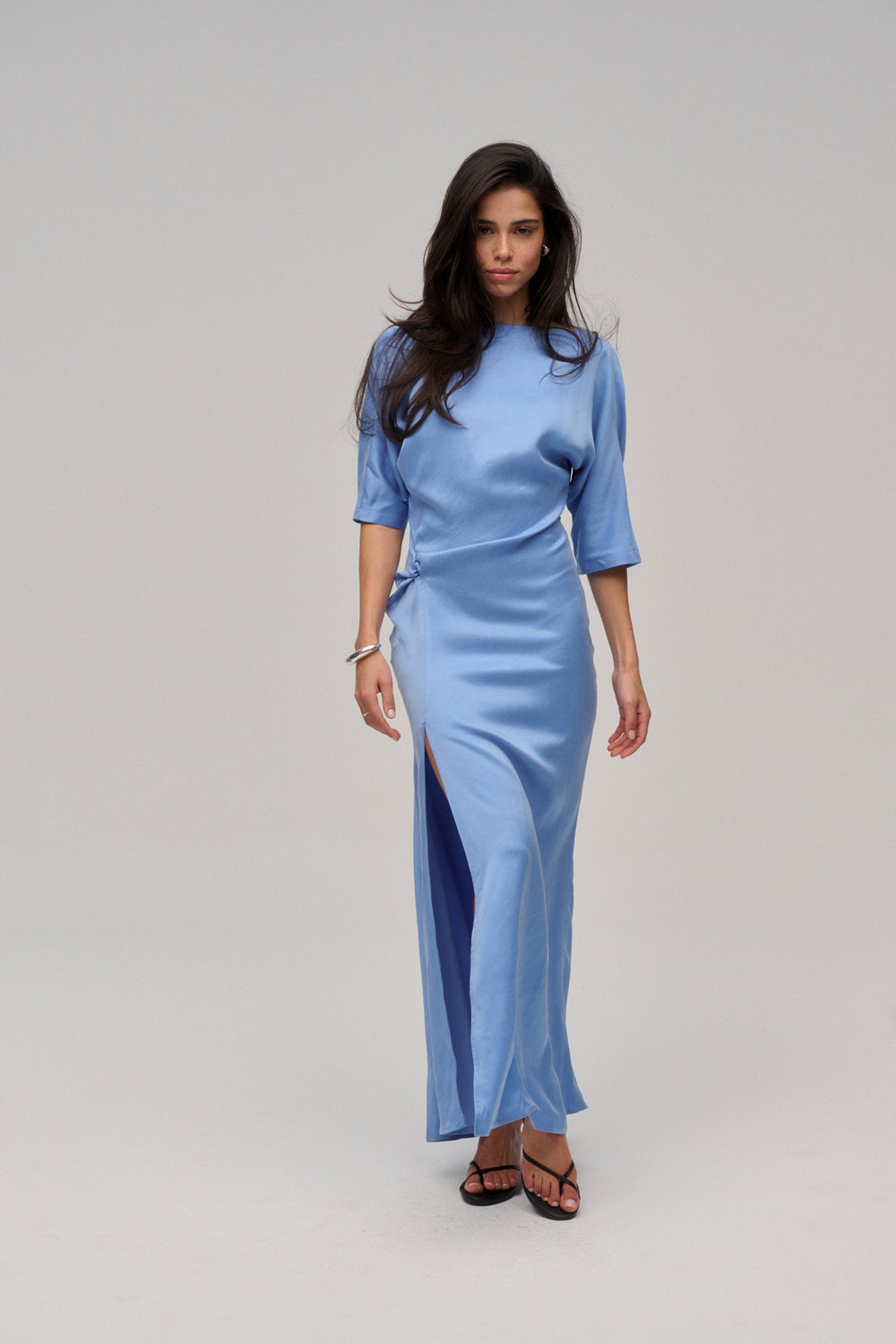 ROBE LESLIE BLEUE