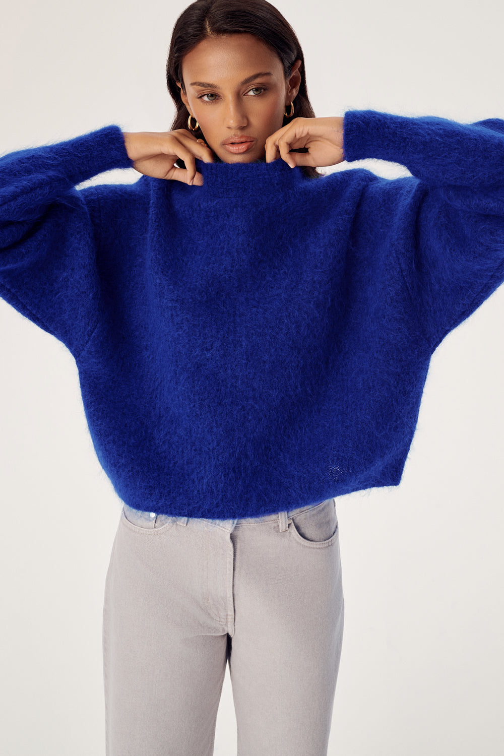 SWETER PAGODA COBALT BLUE