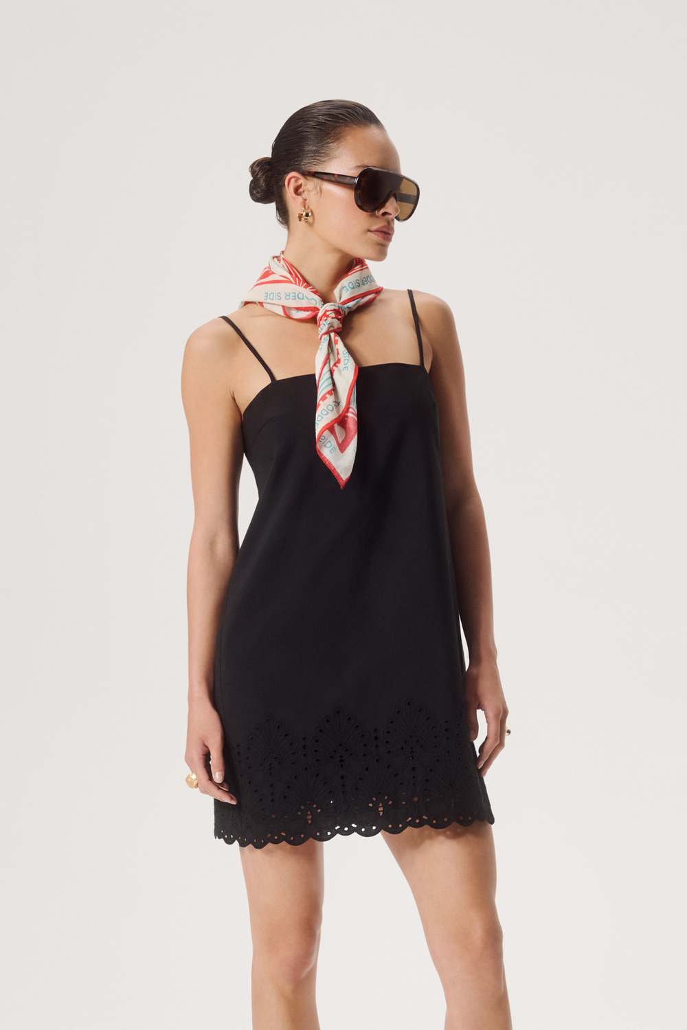 PICO KLEID SCHWARZ